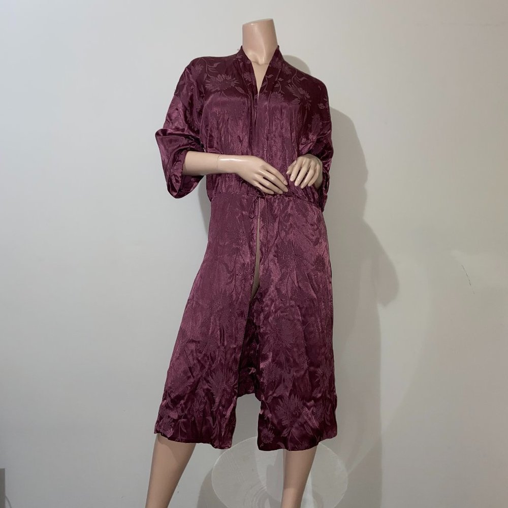 ZARA WOMAN PURPLE FLORAL ROBE - XS